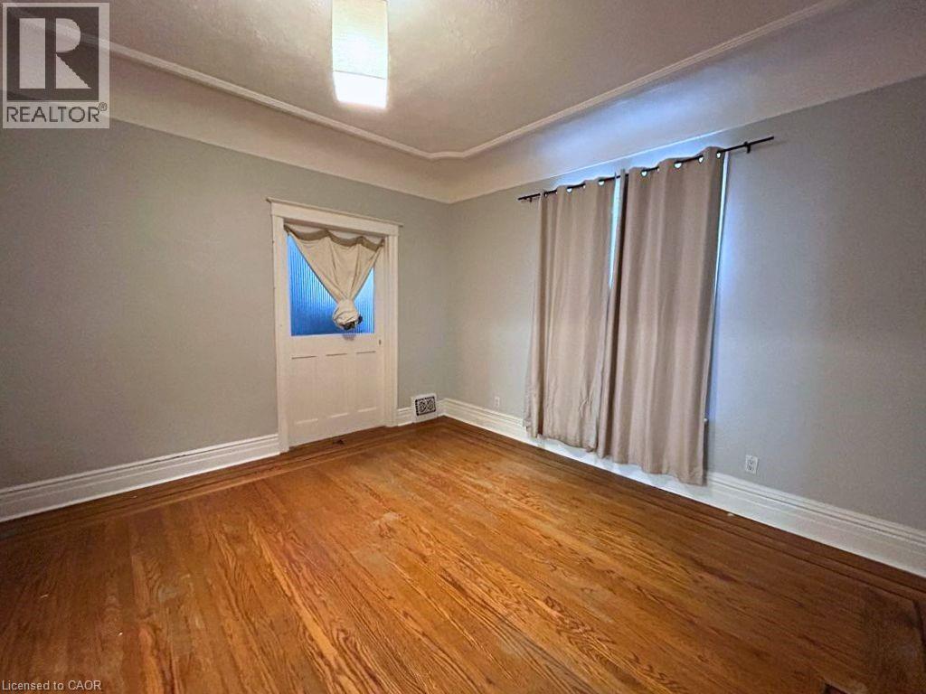 24 Garfield Avenue S Unit# Main, Hamilton, Ontario  L8M 2R8 - Photo 8 - 40846485