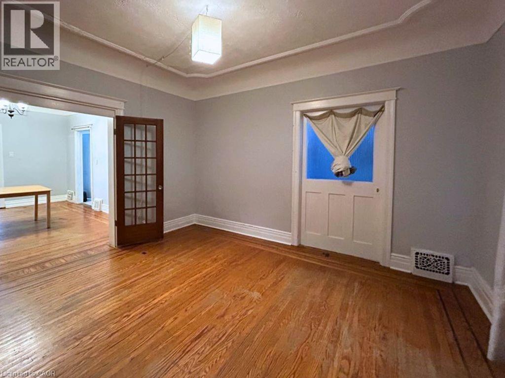 24 Garfield Avenue S Unit# Main, Hamilton, Ontario  L8M 2R8 - Photo 9 - 40846485