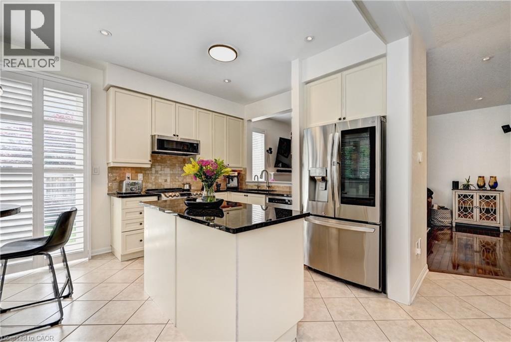 147 Silverthorne Drive, Cambridge, Ontario  N3C 0C9 - Photo 14 - 40846602