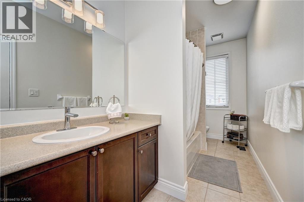 147 Silverthorne Drive, Cambridge, Ontario  N3C 0C9 - Photo 24 - 40846602