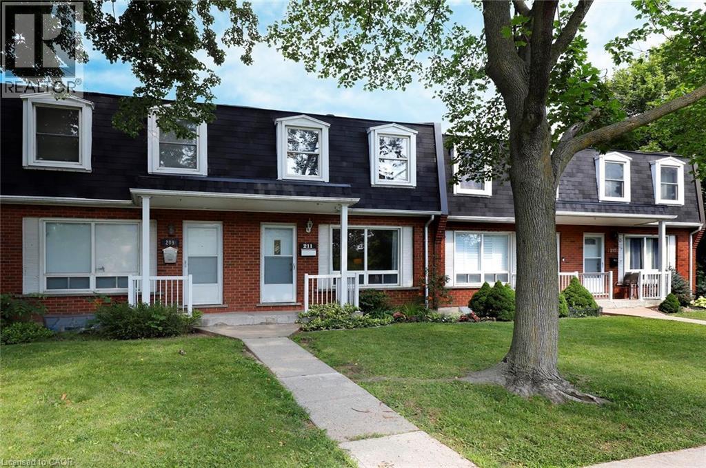 211 Lake Avenue N, Hamilton, Ontario  L8E 1L5 - Photo 2 - 40845797