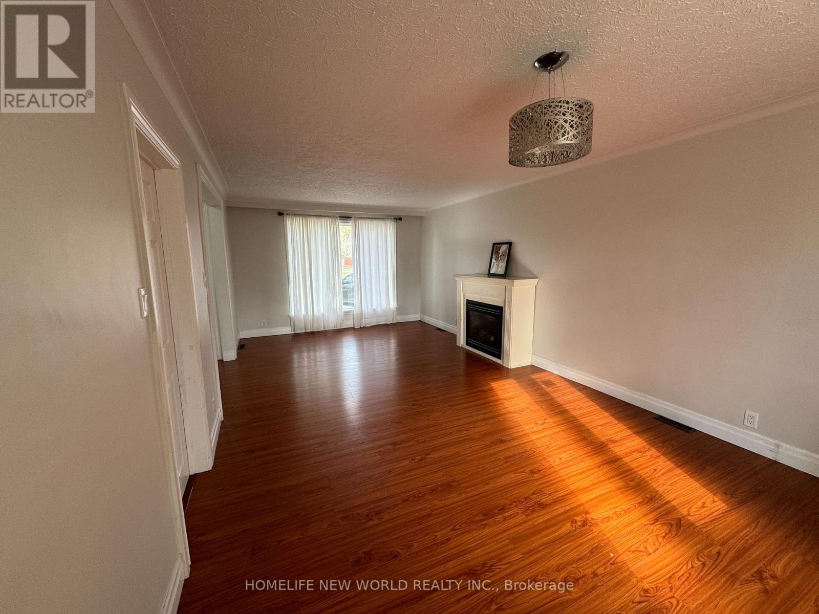 Main - 69 Rockport Crescent, Richmond Hill, Ontario L4C 2L7 - Photo 3 - N13044054