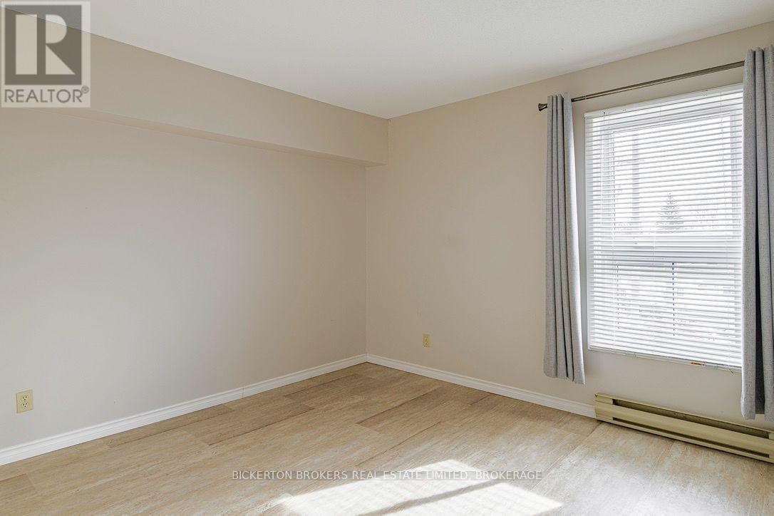 301 - 550 Talbot Place, Gananoque, Ontario  K7G 3C6 - Photo 17 - X13549006