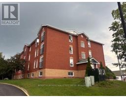 301 - 550 TALBOT PLACE, Gananoque, Ontario