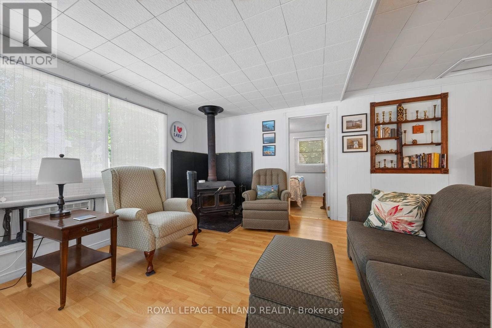 6326 Huron Drive, Lambton Shores, Ontario  N0N 1J1 - Photo 13 - X13549062