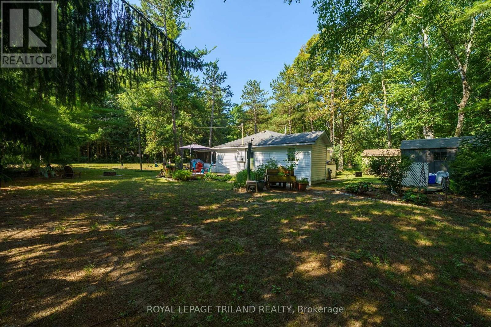 6326 Huron Drive, Lambton Shores, Ontario  N0N 1J1 - Photo 23 - X13549062