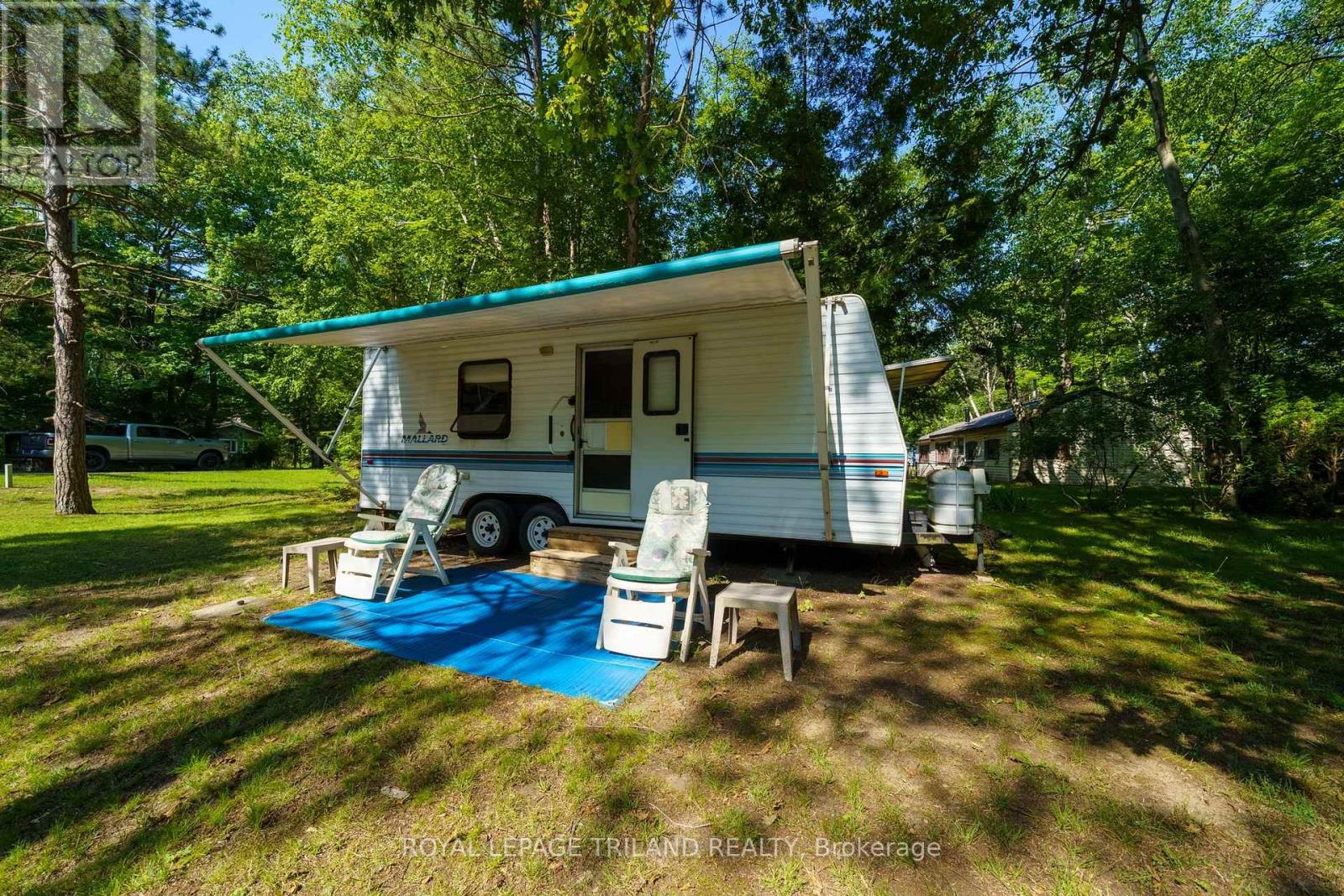6326 Huron Drive, Lambton Shores, Ontario  N0N 1J1 - Photo 26 - X13549062