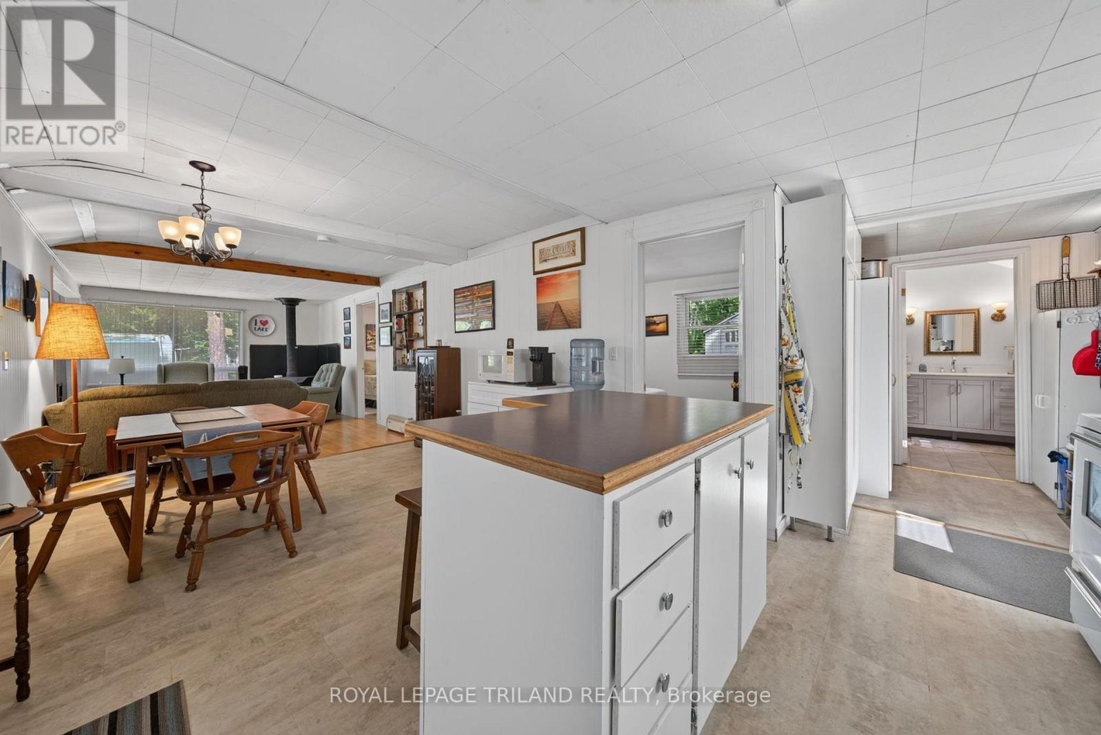 6326 Huron Drive, Lambton Shores, Ontario  N0N 1J1 - Photo 8 - X13549062