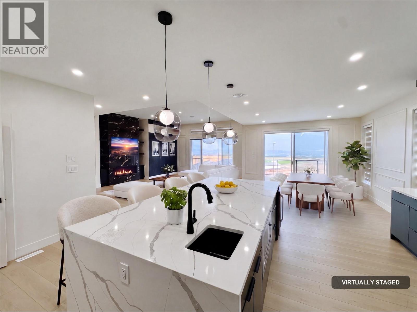 3806 Torrey Pines Drive Osoyoos Photo 10