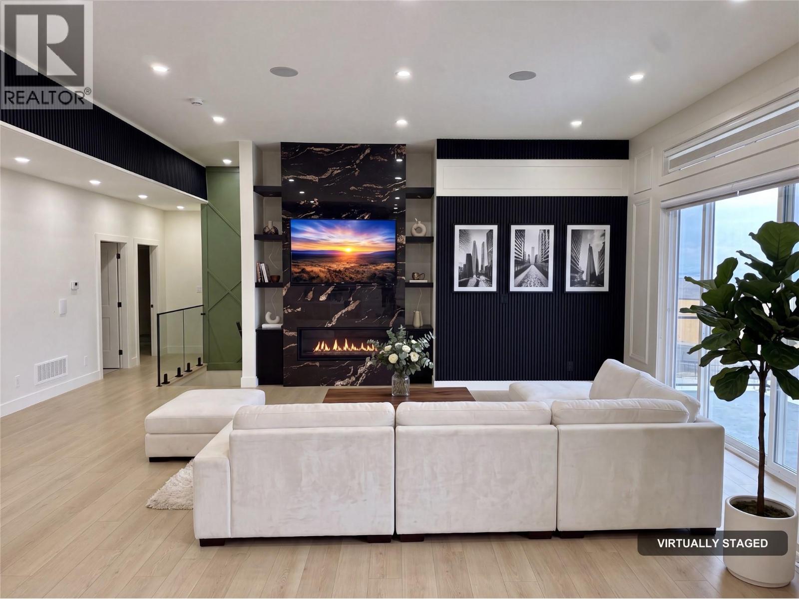 3806 Torrey Pines Drive Osoyoos Photo 6