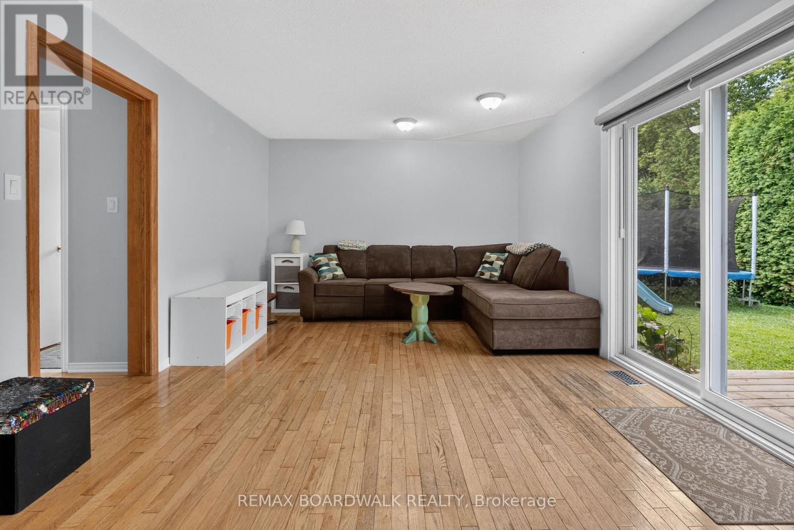 47 Isabelle Street, Casselman, Ontario  K0A 1M0 - Photo 15 - X13549084