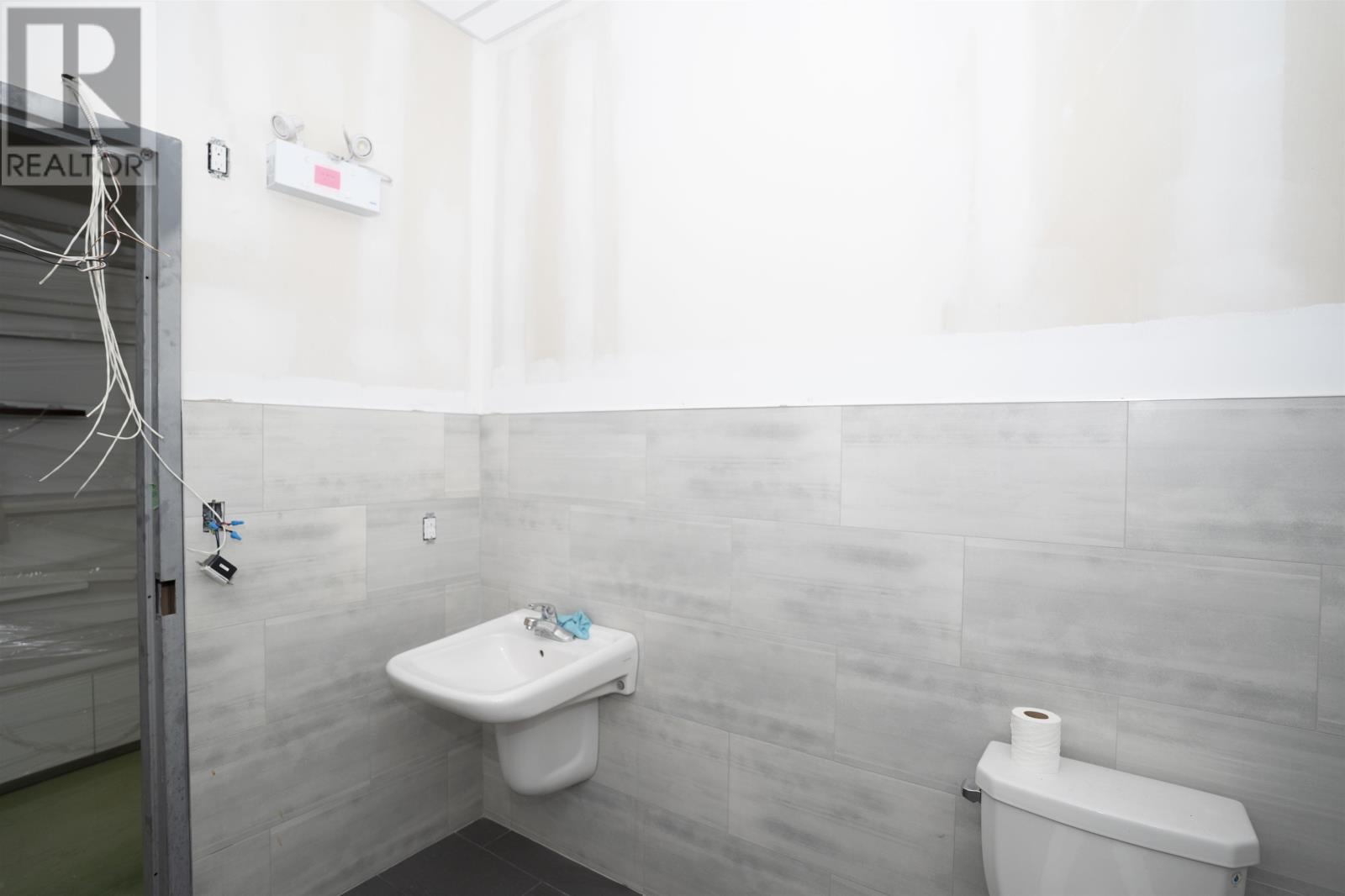 Unit B 421 Victoria Ave E, Thunder Bay, Ontario  P7C 1A6 - Photo 3 - TB2601901