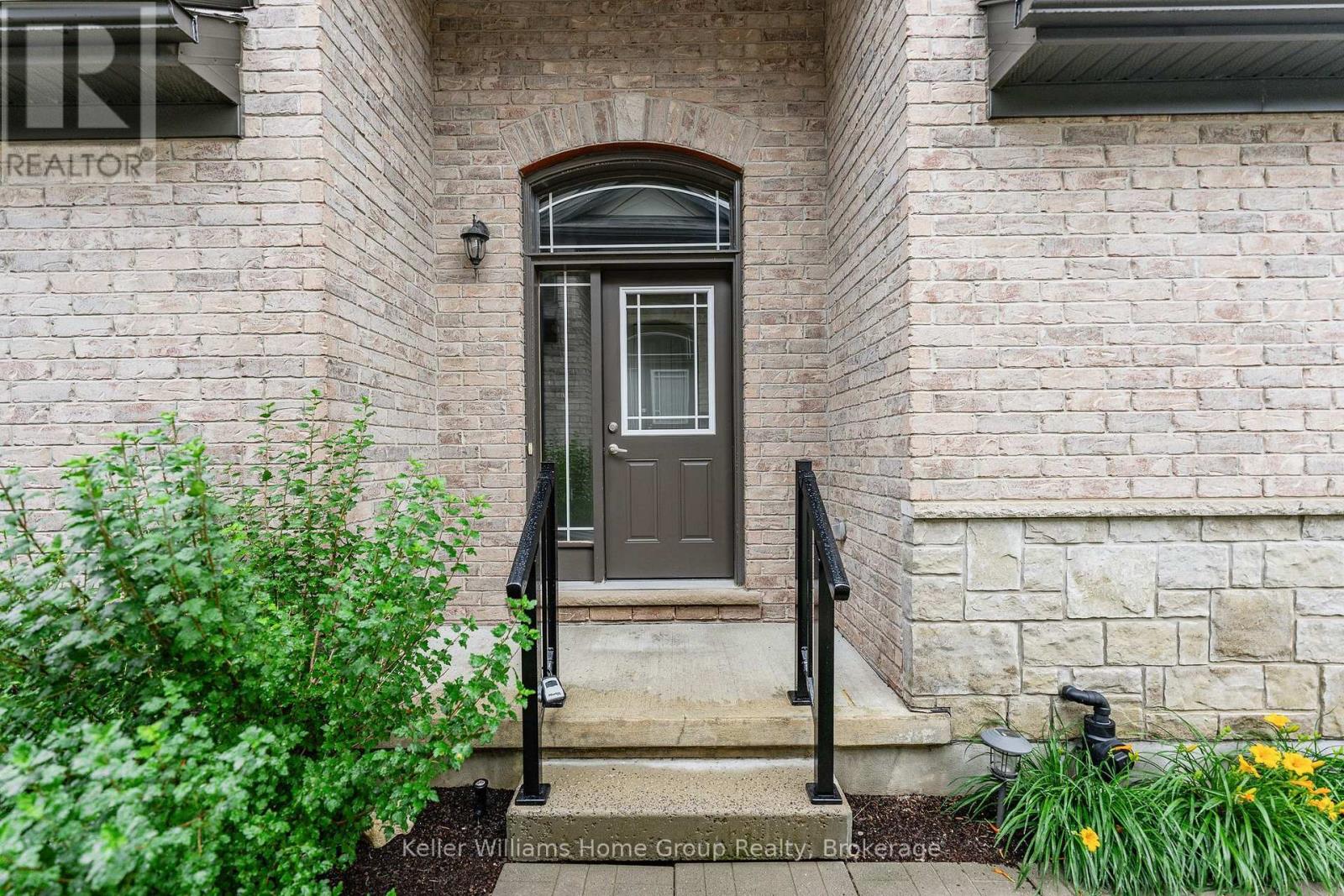 96 Aberdeen Street, Centre Wellington, Ontario  N1M 0B8 - Photo 4 - X13548946