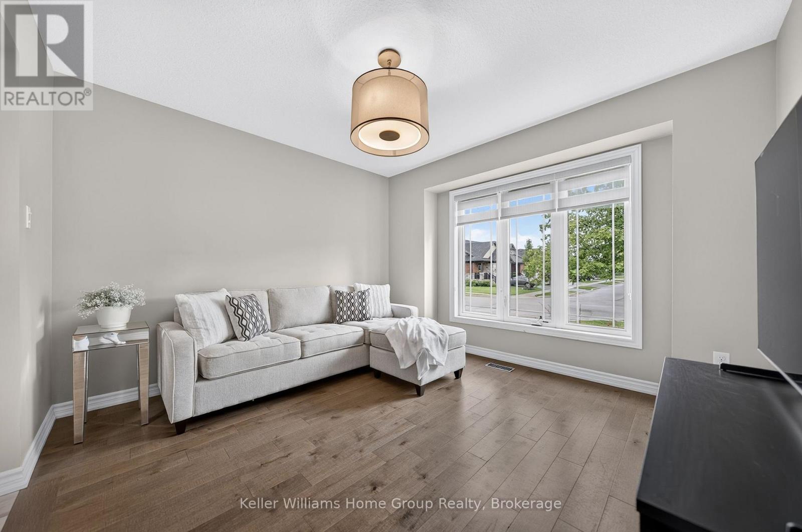 96 Aberdeen Street, Centre Wellington, Ontario  N1M 0B8 - Photo 8 - X13548946