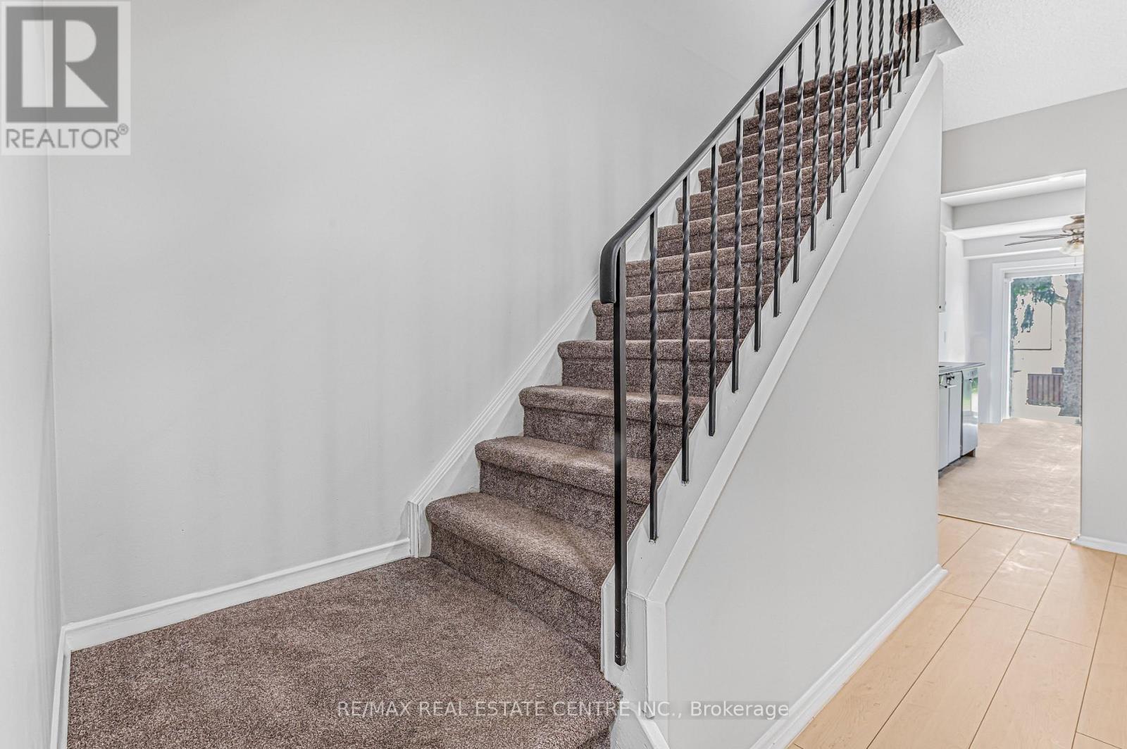 Unknown Address, ,    - Photo 17 - E13549008