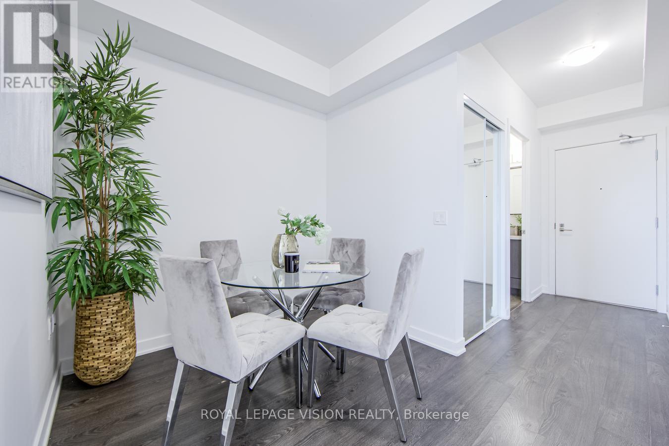 205 - 895 Kennedy Road, Toronto, Ontario M1K 2E9 - Photo 1 - E13549012