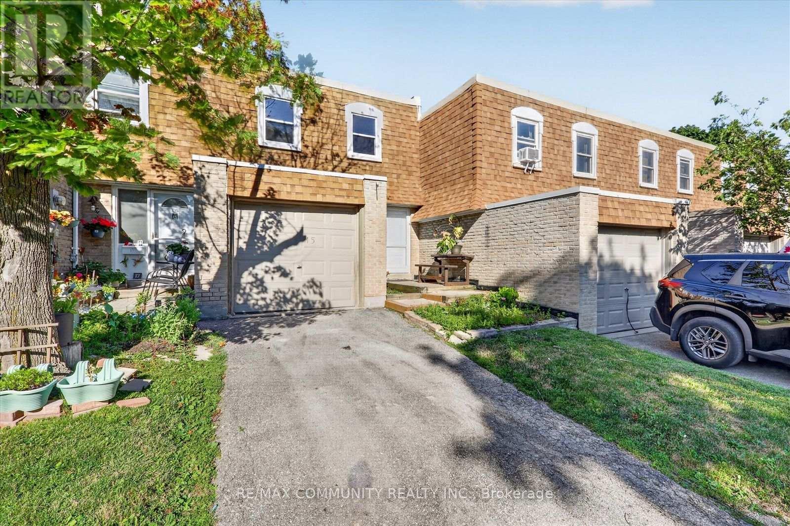 15 - 850 Huntingwood Drive, Toronto, Ontario  M1T 2L9 - Photo 2 - E13549134
