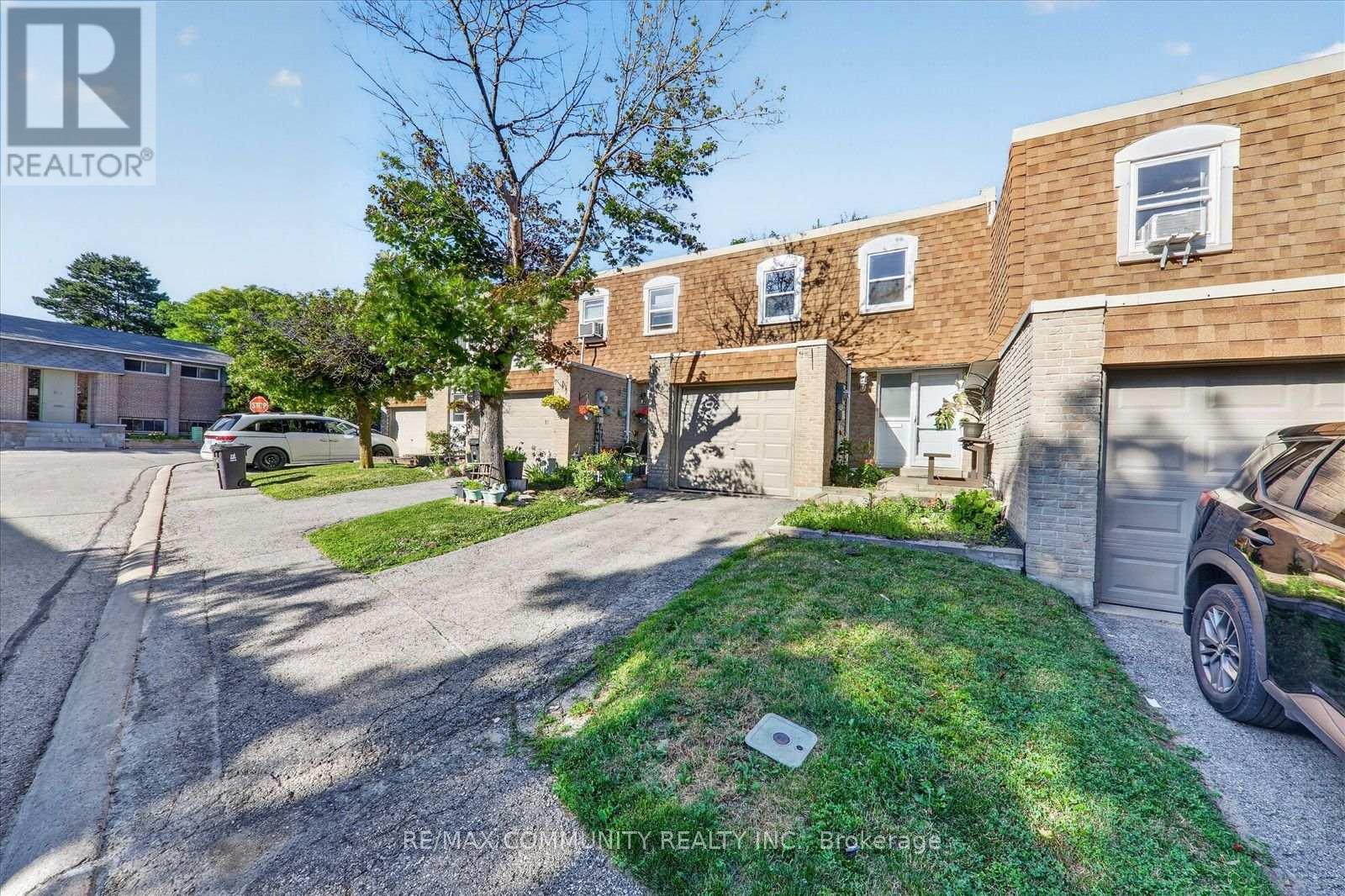 15 - 850 Huntingwood Drive, Toronto, Ontario  M1T 2L9 - Photo 3 - E13549134