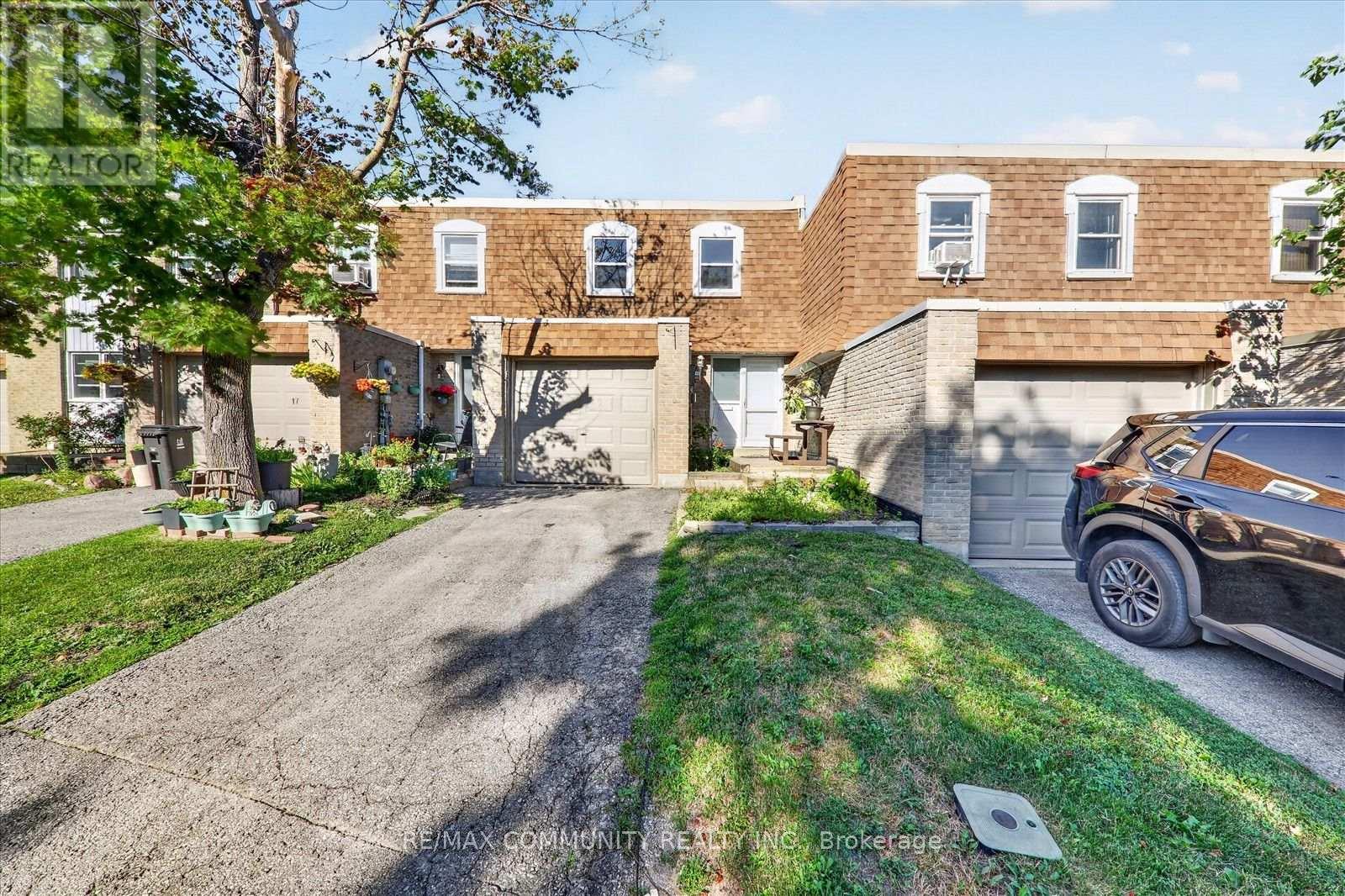 15 - 850 Huntingwood Drive, Toronto, Ontario  M1T 2L9 - Photo 4 - E13549134