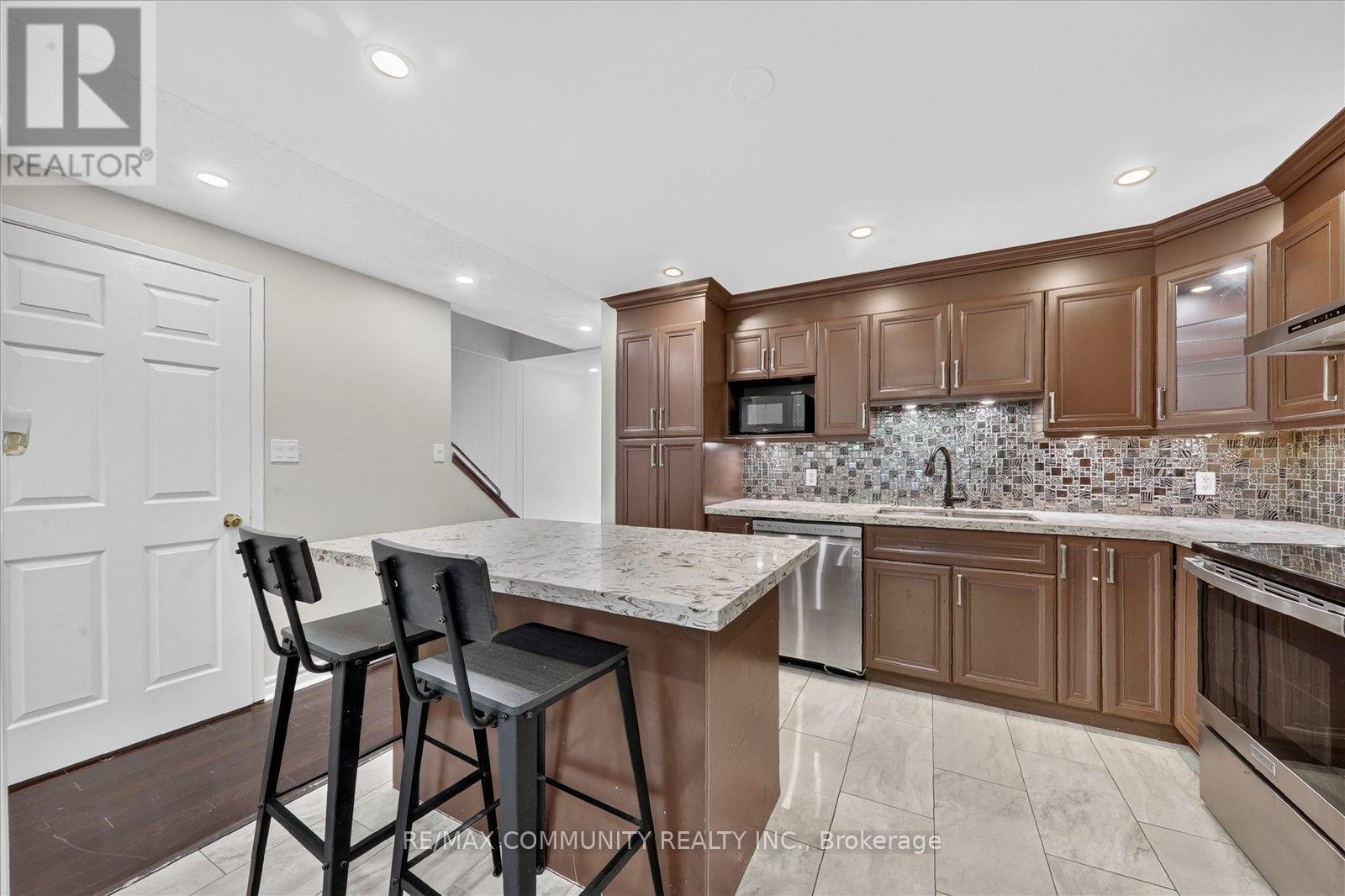 15 - 850 Huntingwood Drive, Toronto, Ontario  M1T 2L9 - Photo 6 - E13549134