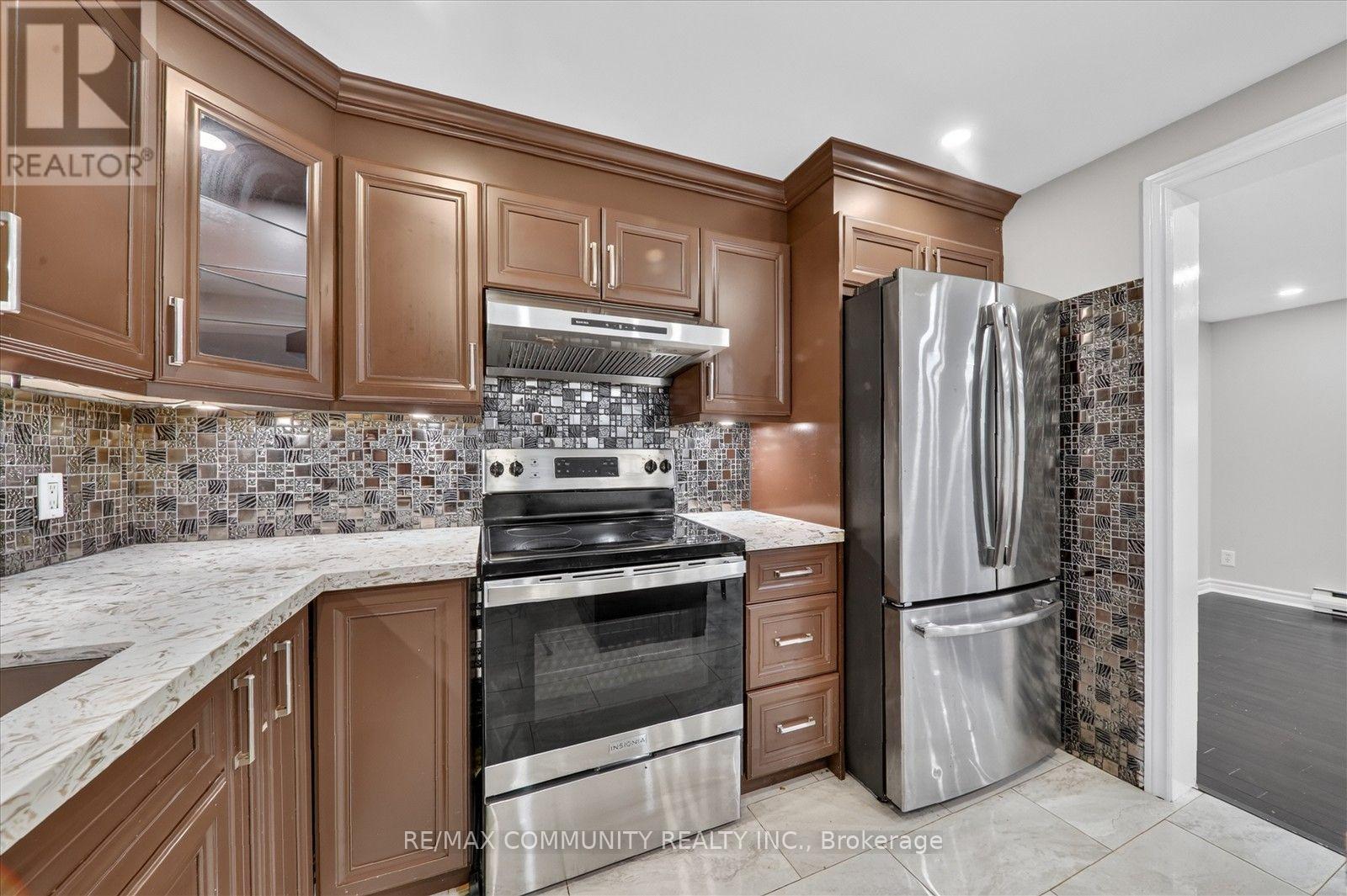 15 - 850 Huntingwood Drive, Toronto, Ontario  M1T 2L9 - Photo 8 - E13549134