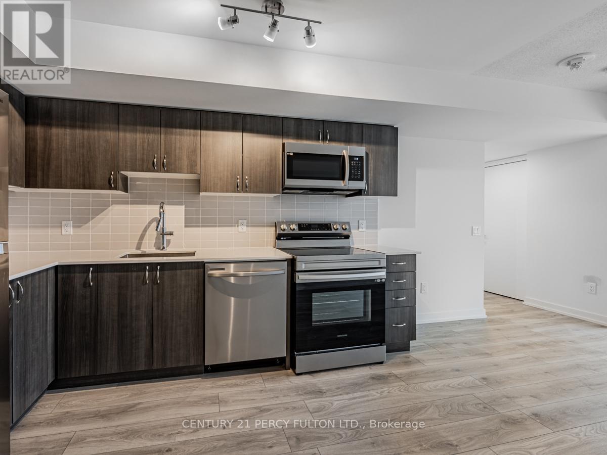 215 - 1455 Celebration Drive, Pickering, Ontario  L1W 0C3 - Photo 4 - E13549206