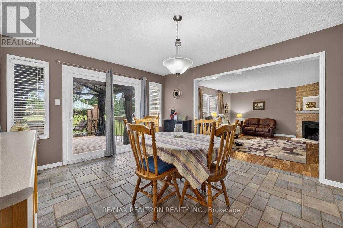 2767 Shering Crescent, Innisfil, Ontario  L9S 1G9 - Photo 19 - N13548942