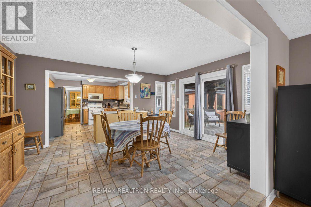 2767 Shering Crescent, Innisfil, Ontario  L9S 1G9 - Photo 20 - N13548942