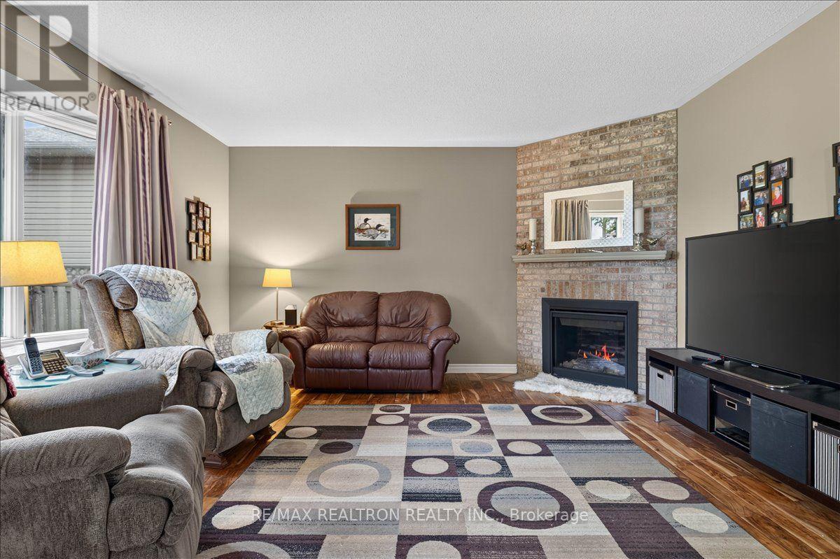 2767 Shering Crescent, Innisfil, Ontario  L9S 1G9 - Photo 23 - N13548942