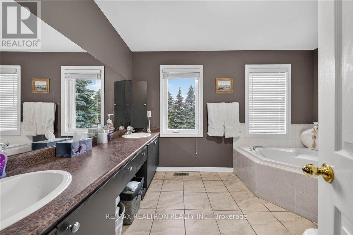 2767 Shering Crescent, Innisfil, Ontario  L9S 1G9 - Photo 39 - N13548942