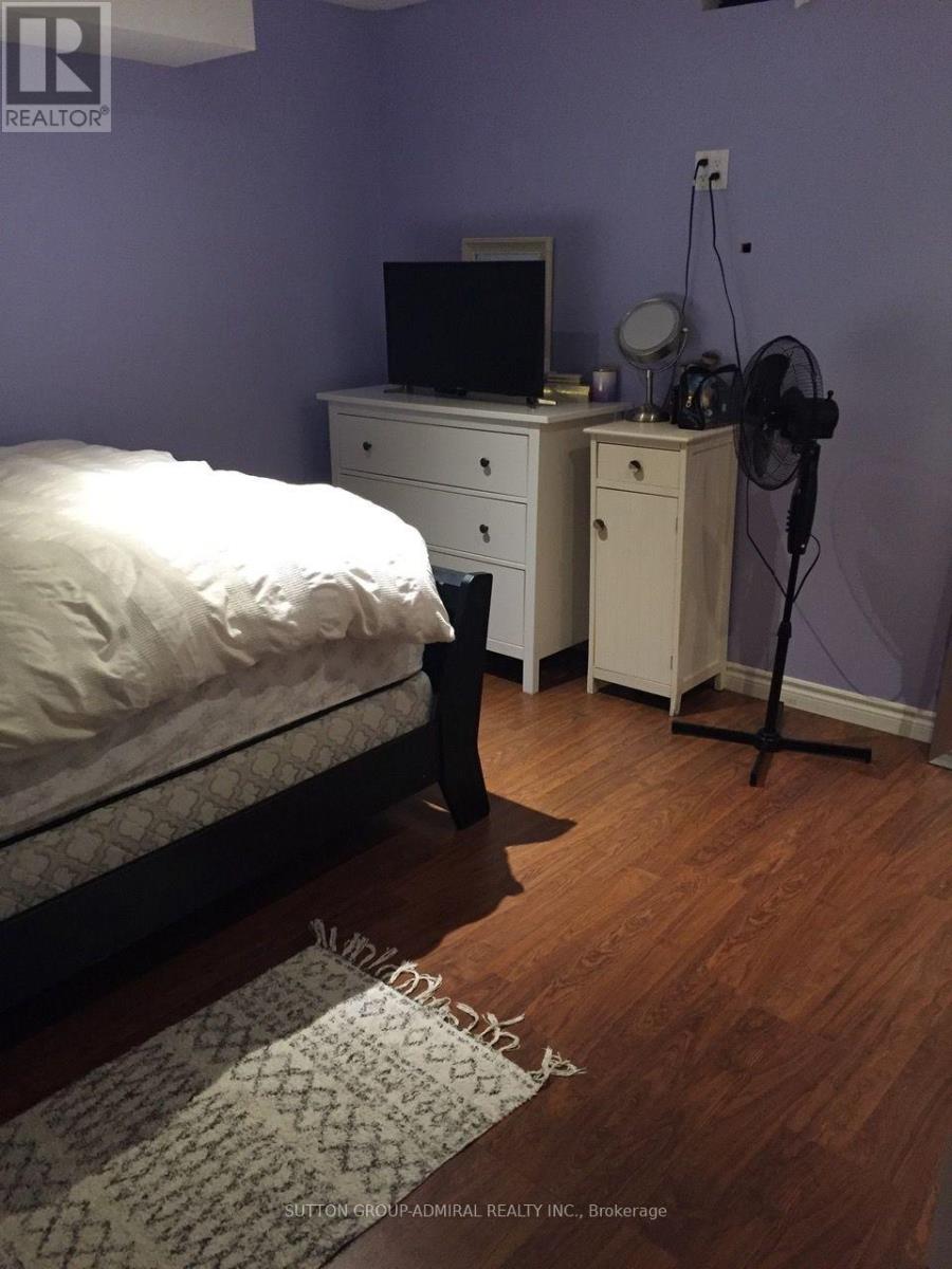 Lower - 29 Golden Orchard Road, Vaughan, Ontario L6A 0M6 - Photo 3 - N13549048