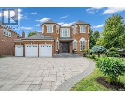 47 HILLHURST DRIVE, Richmond Hill, Ontario