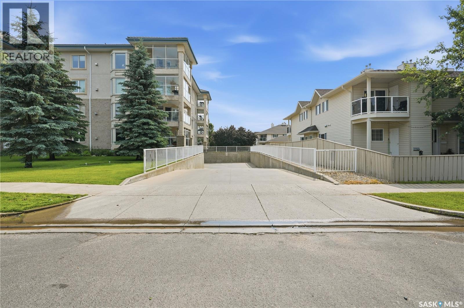 316 325 Keevil Crescent, Saskatoon, Saskatchewan  S7N 4R8 - Photo 56 - SK042159