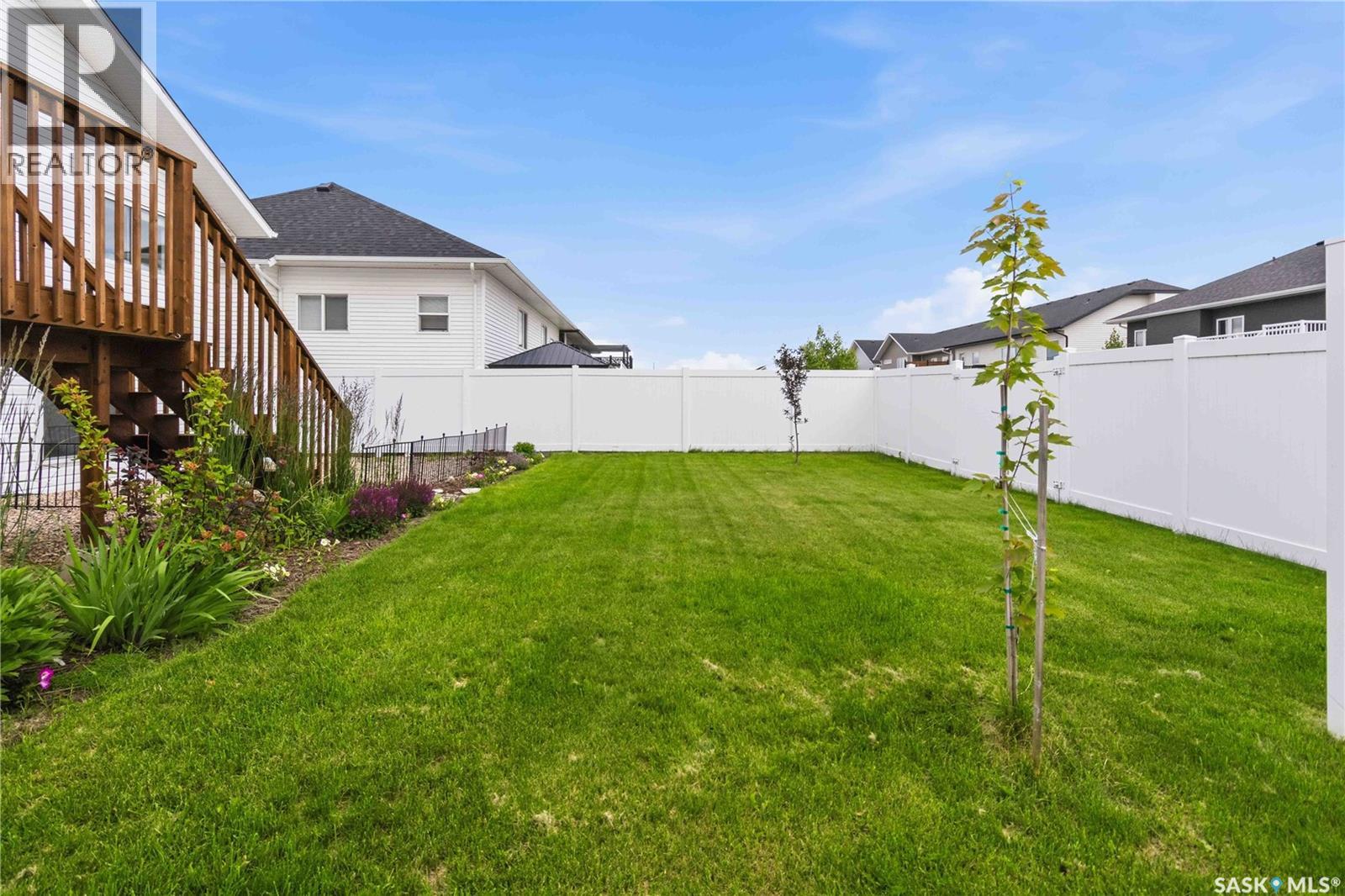 807 Weir Crescent, Warman, Saskatchewan  S0K 4S4 - Photo 48 - SK042135