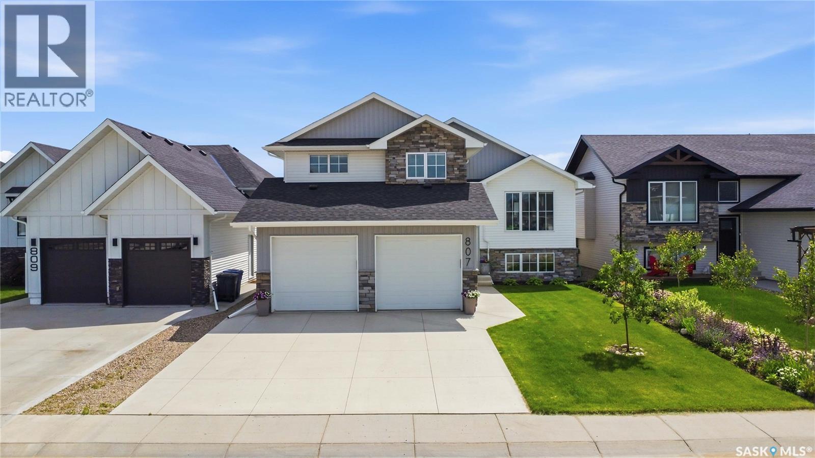 807 Weir Crescent, Warman, Saskatchewan  S0K 4S4 - Photo 51 - SK042135