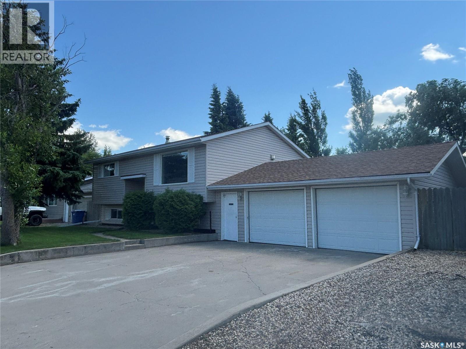 203 Caskey DRIVE, Melfort