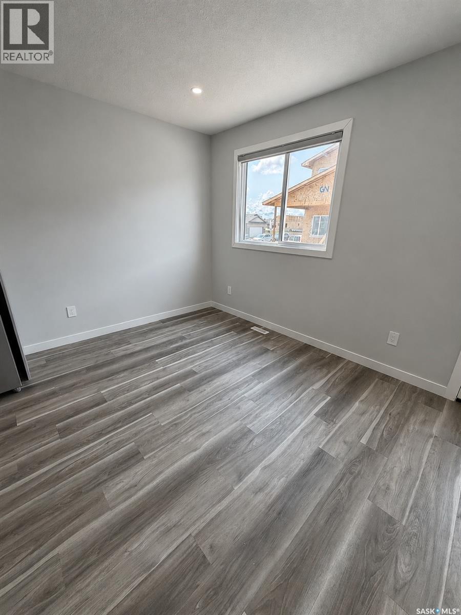 2982 Green Brook Road, Regina, Saskatchewan  S4V 3Z6 - Photo 6 - SK042126