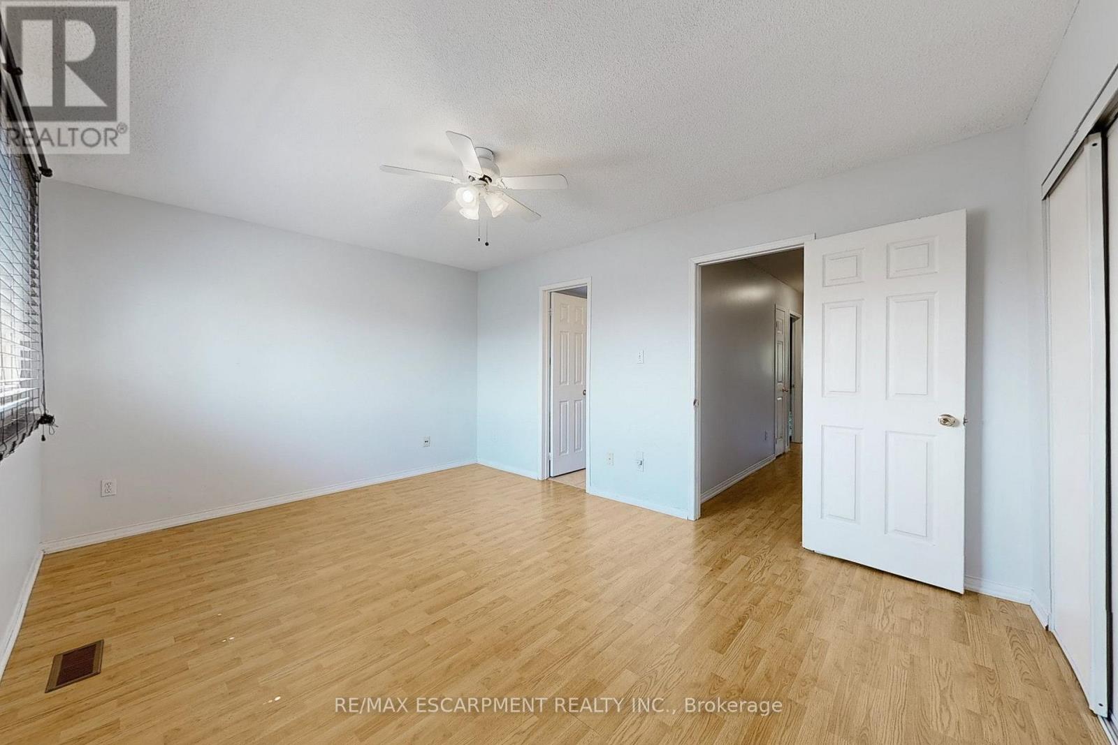 5134 Des Jardines Drive, Burlington, Ontario  L7L 6L7 - Photo 16 - W13549016
