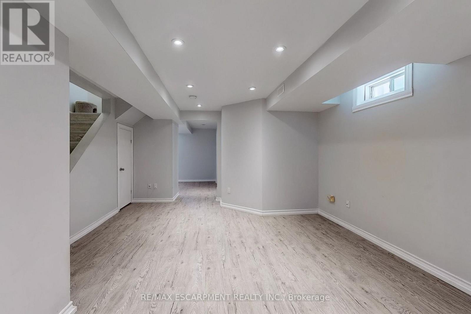5134 Des Jardines Drive, Burlington, Ontario  L7L 6L7 - Photo 24 - W13549016