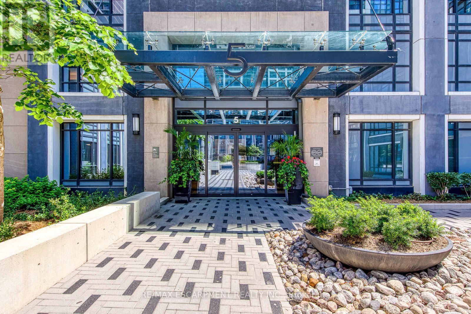2832 - 5 Mabelle Avenue, Toronto, Ontario M9A 0C8 - Photo 3 - W13549070