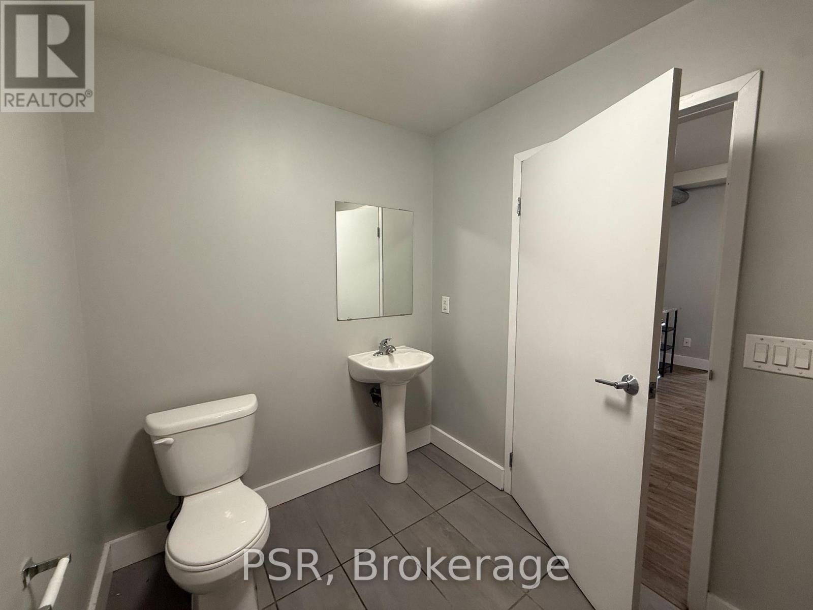 216 - 2870 Dundas Street W, Toronto, Ontario M6P 1Y8 - Photo 10 - W13549166