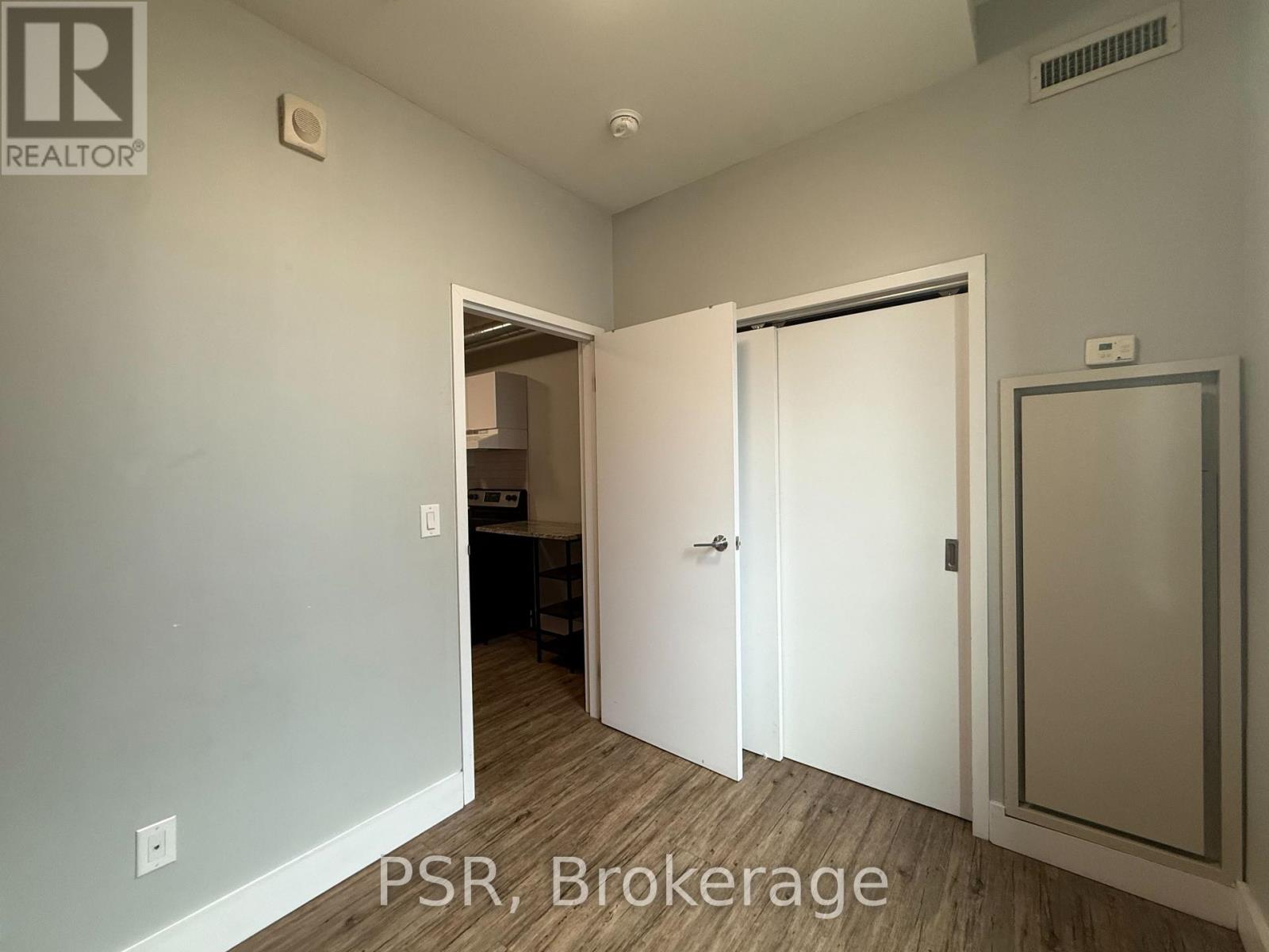 216 - 2870 Dundas Street W, Toronto, Ontario M6P 1Y8 - Photo 7 - W13549166