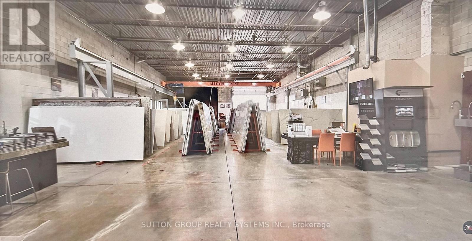 1 - 3 - 5151 Everest Drive, Mississauga, Ontario  L4W 2Z3 - Photo 1 - W13549210
