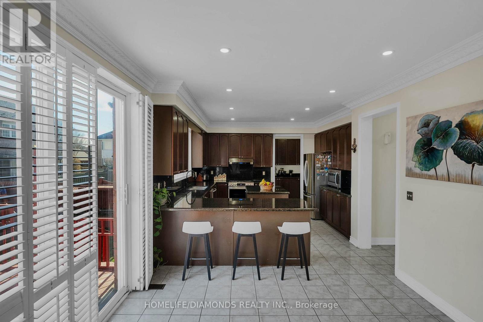 70 Maldives Crescent, Brampton, Ontario  L6P 1L1 - Photo 10 - W13549238