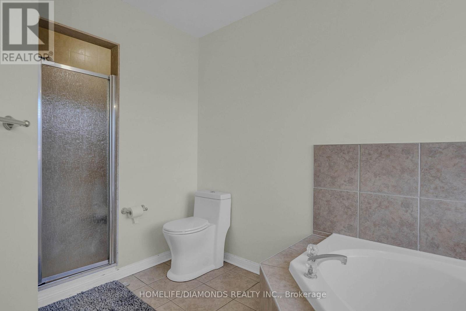 70 Maldives Crescent, Brampton, Ontario  L6P 1L1 - Photo 26 - W13549238