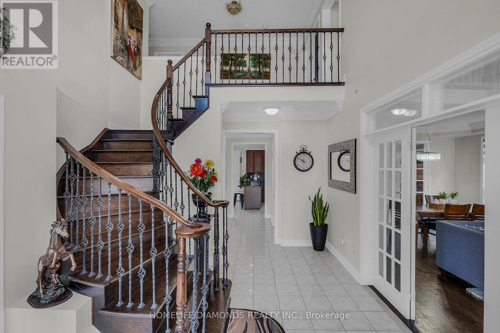 70 Maldives Crescent, Brampton, Ontario  L6P 1L1 - Photo 4 - W13549238