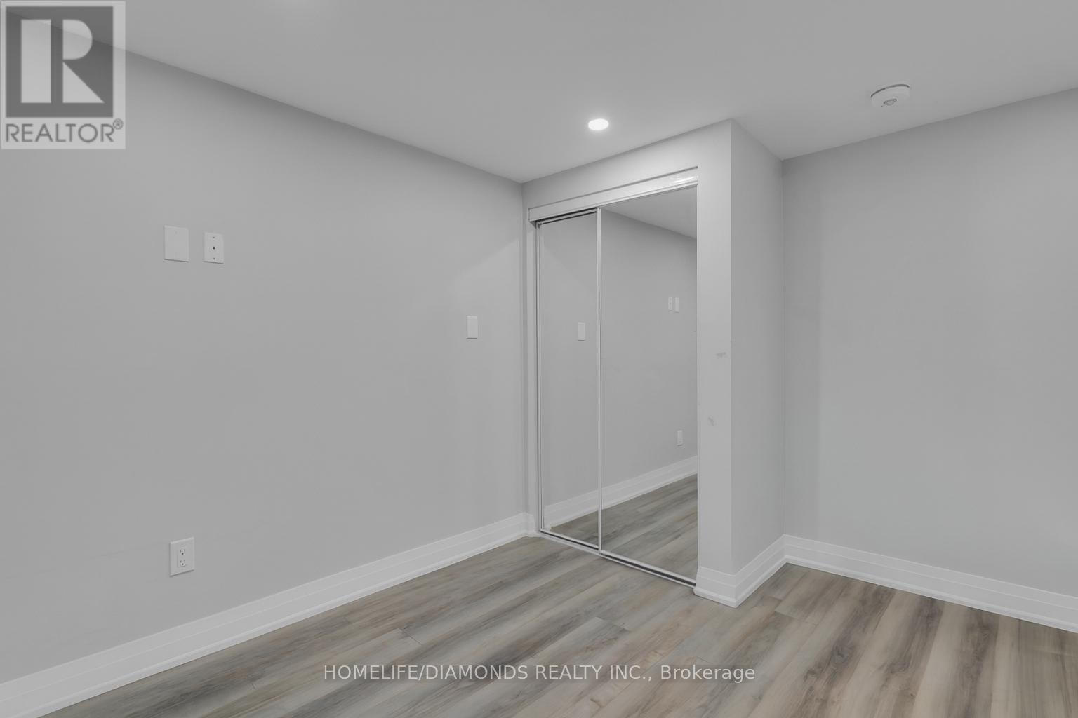 70 Maldives Crescent, Brampton, Ontario  L6P 1L1 - Photo 41 - W13549238
