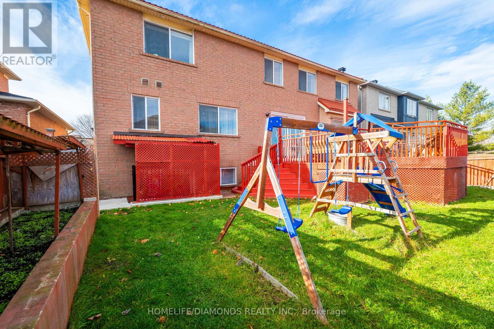 70 Maldives Crescent, Brampton, Ontario  L6P 1L1 - Photo 49 - W13549238