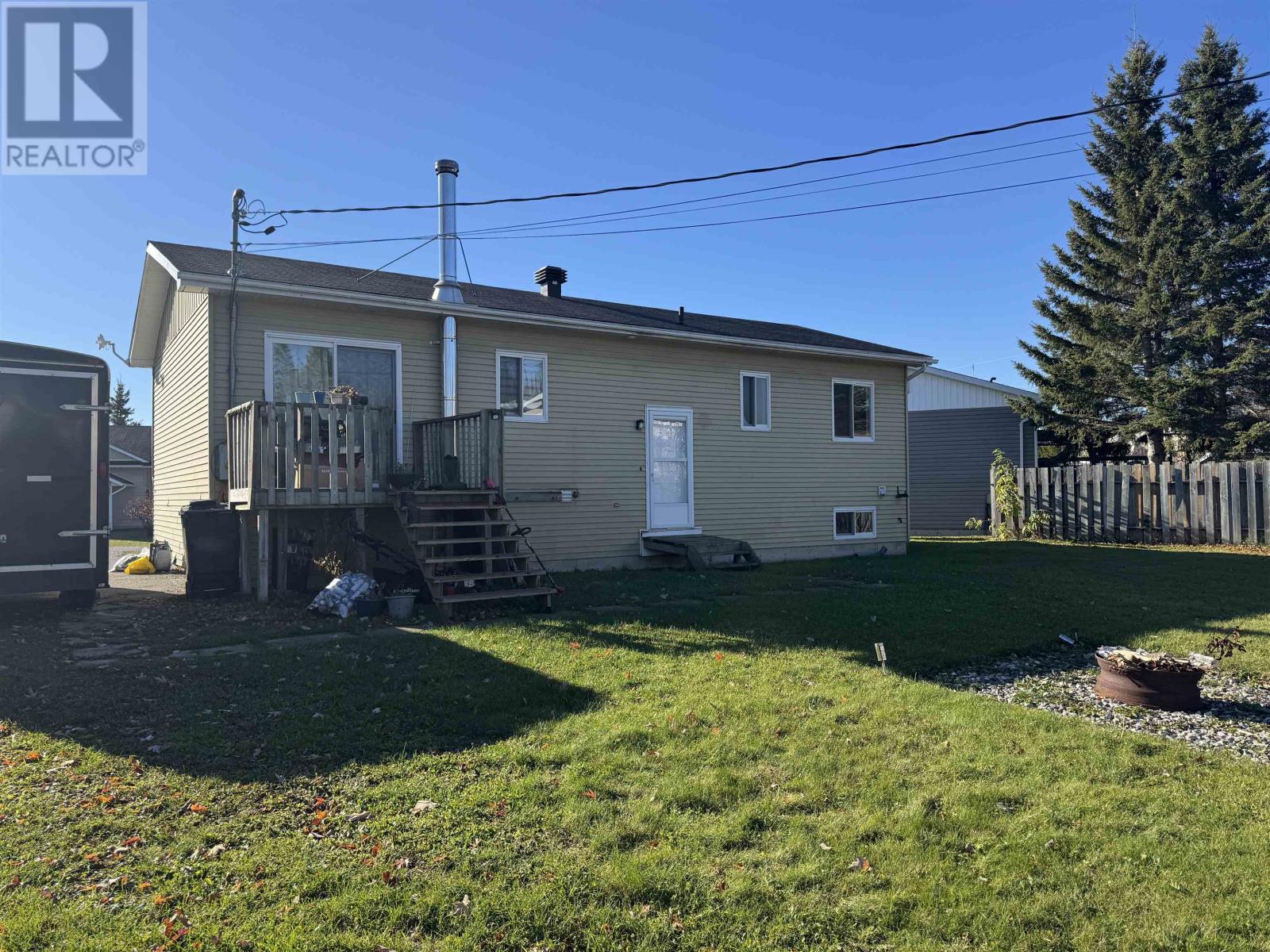 25 Brooks Street, Manitouwadge, Ontario  P0T 2C0 - Photo 33 - TB253346