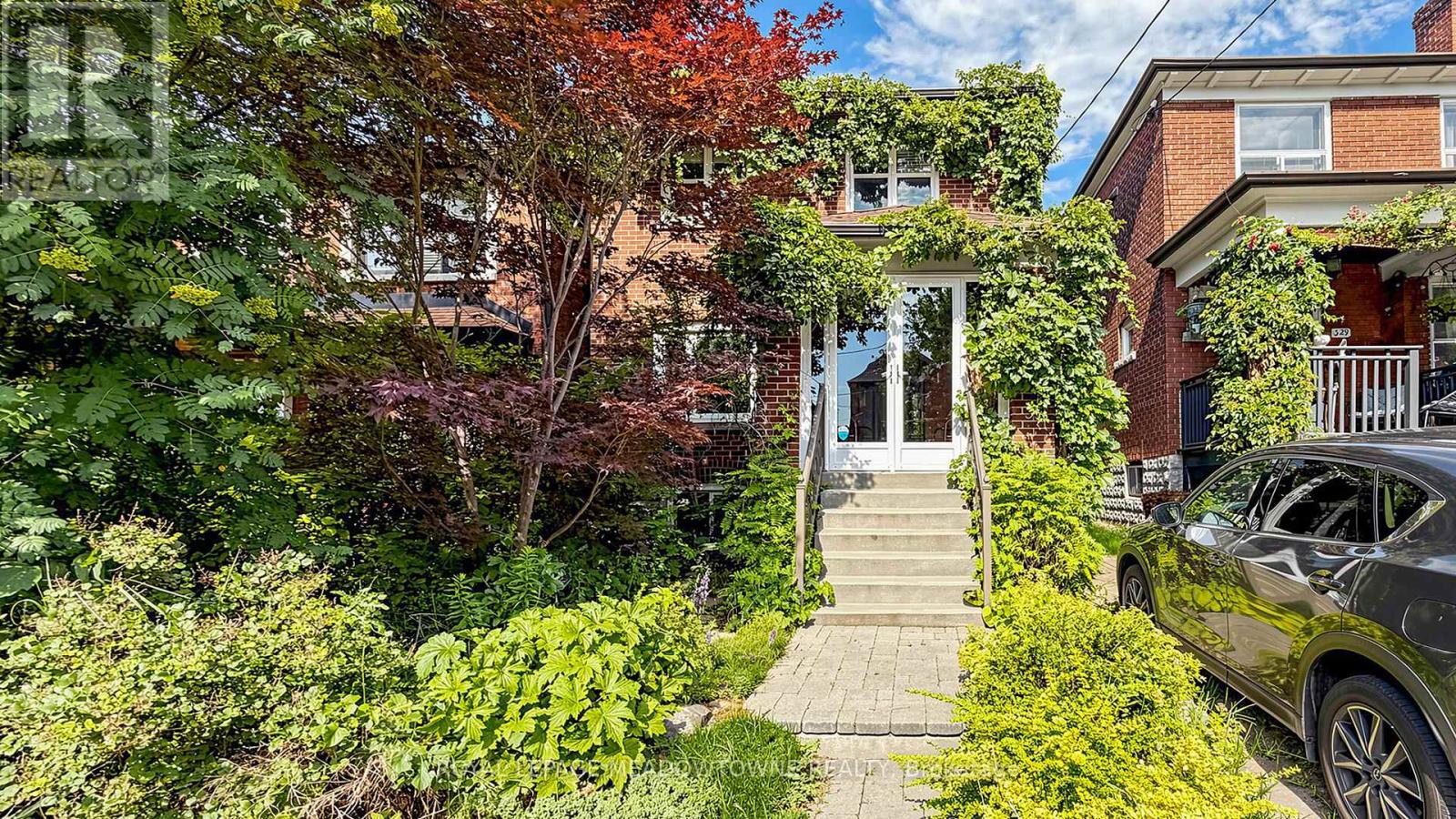331 GLENHOLME AVENUE, Toronto, Ontario